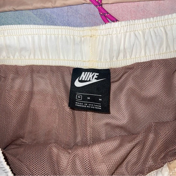 Nike Sportswear Icon Clash Packable Pullover Jacket Windbreaker & shorts M set - Picture 7 of 10